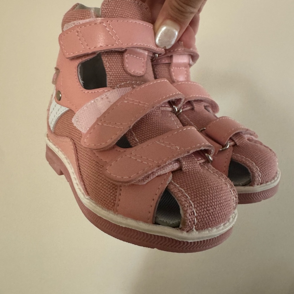 NWOT Orthopedic Pink Kids Shoes with Velcro Straps